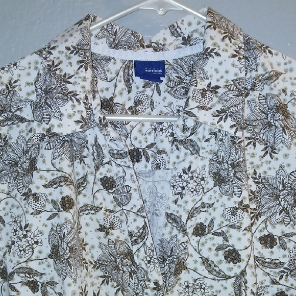 Badic Editions Brown Floral Top - Picture 2 of 6